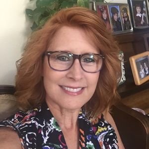 Meet your Posher, Daphney